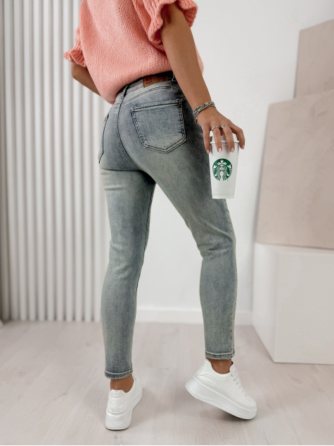 KELNĖS RAELLA JEANS