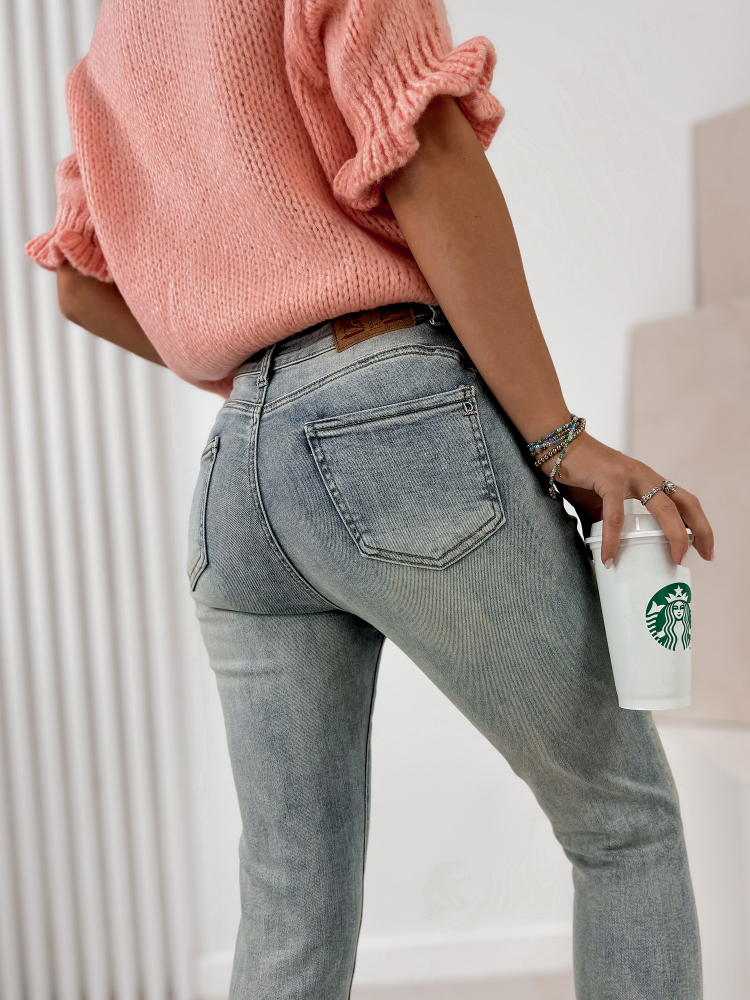 ПАНТАЛОНИ RAELLA JEANS