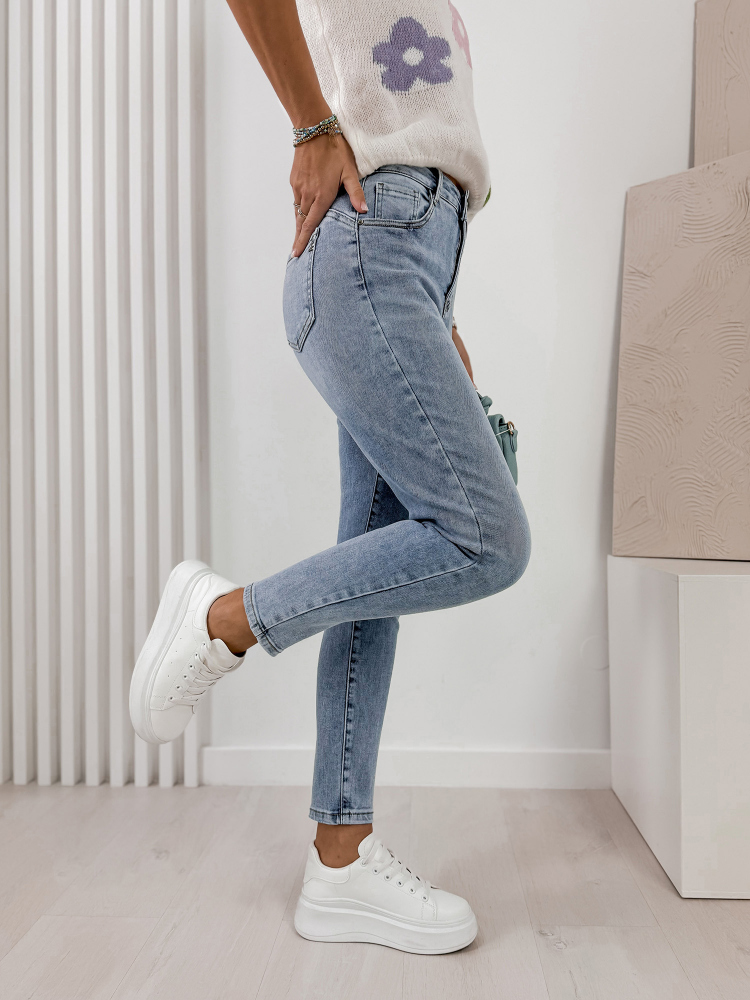 KELNĖS NURIA JEANS