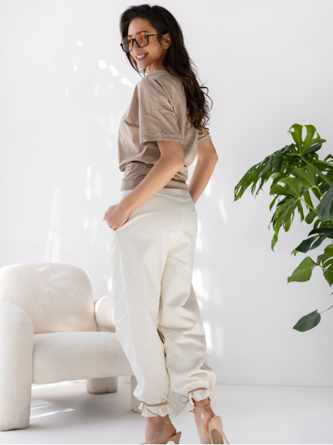 HALENKA LERAVI BÉŽOVÁ