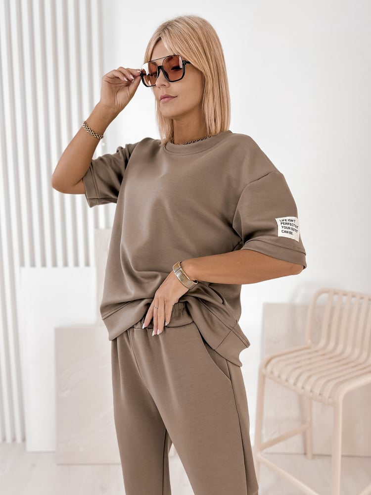 KOMPLET FOSCA DRESS TMAVOBÉŽOVÝ
