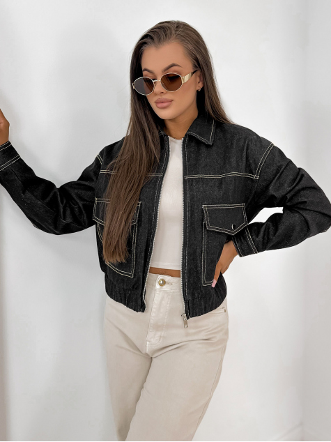 ЯКЕ PATRICIA ЧЕРНA