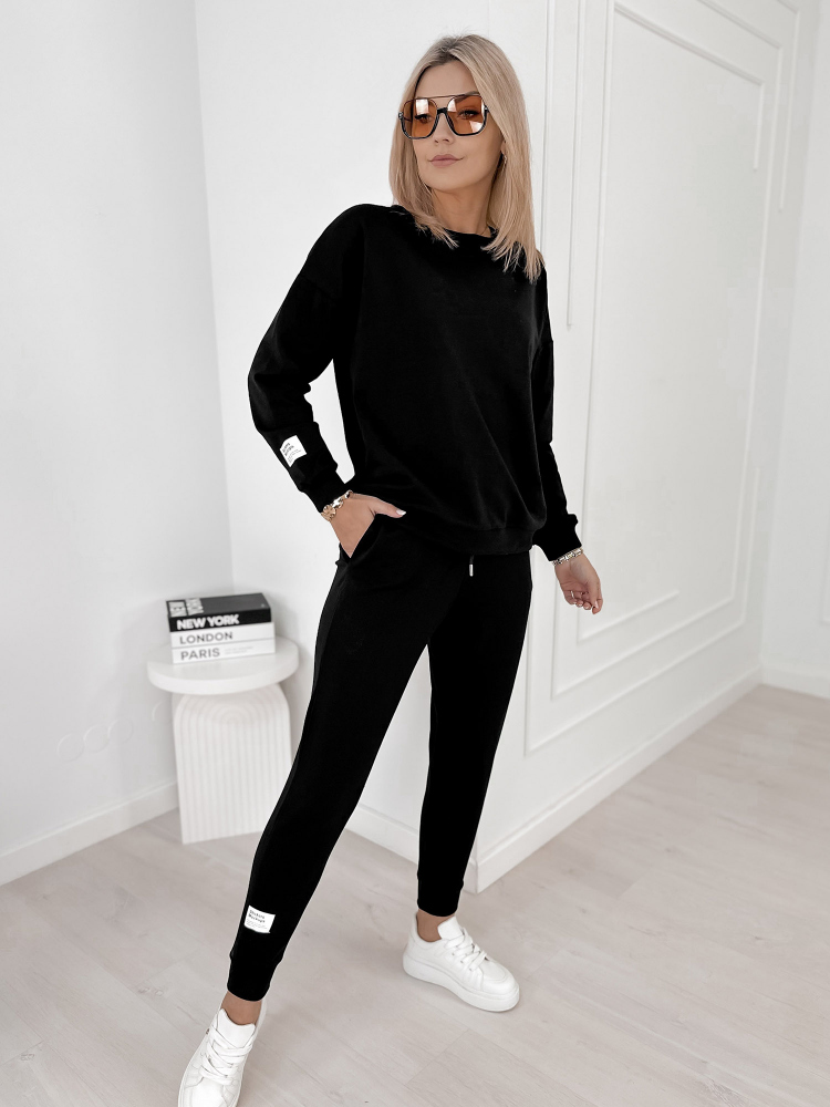 KOMPLEKTAS DRESS BYRON JUODAS