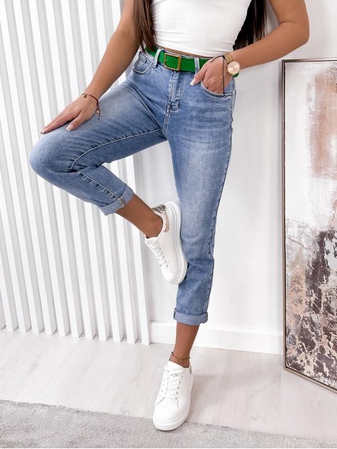 HOSE SARA JEANS