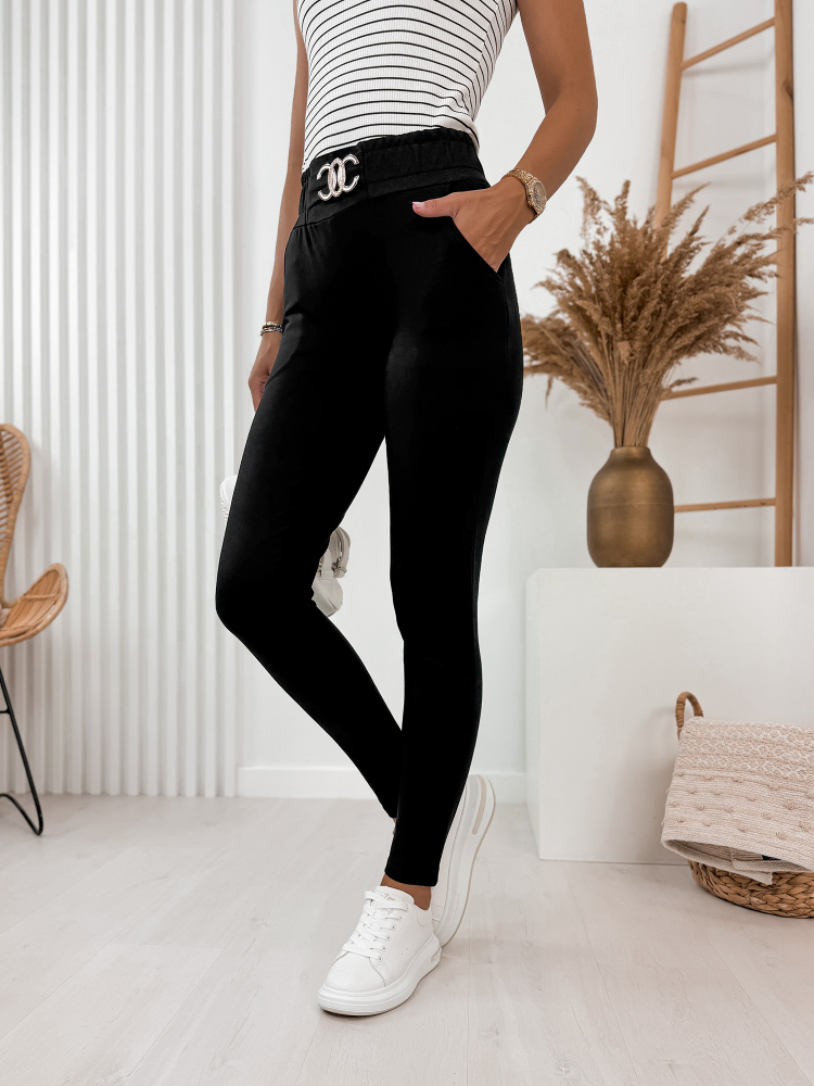 HOSE VESTA SCHWARZ