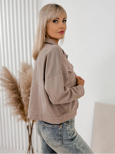 STRIUKĖ CATIA ŠVIESIAI RUDOS SPALVOS