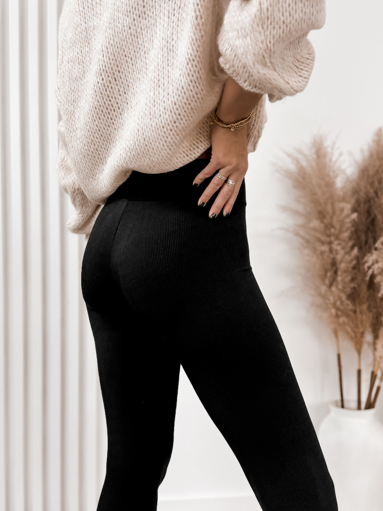 LEGGINGS ANNEA FEKETE