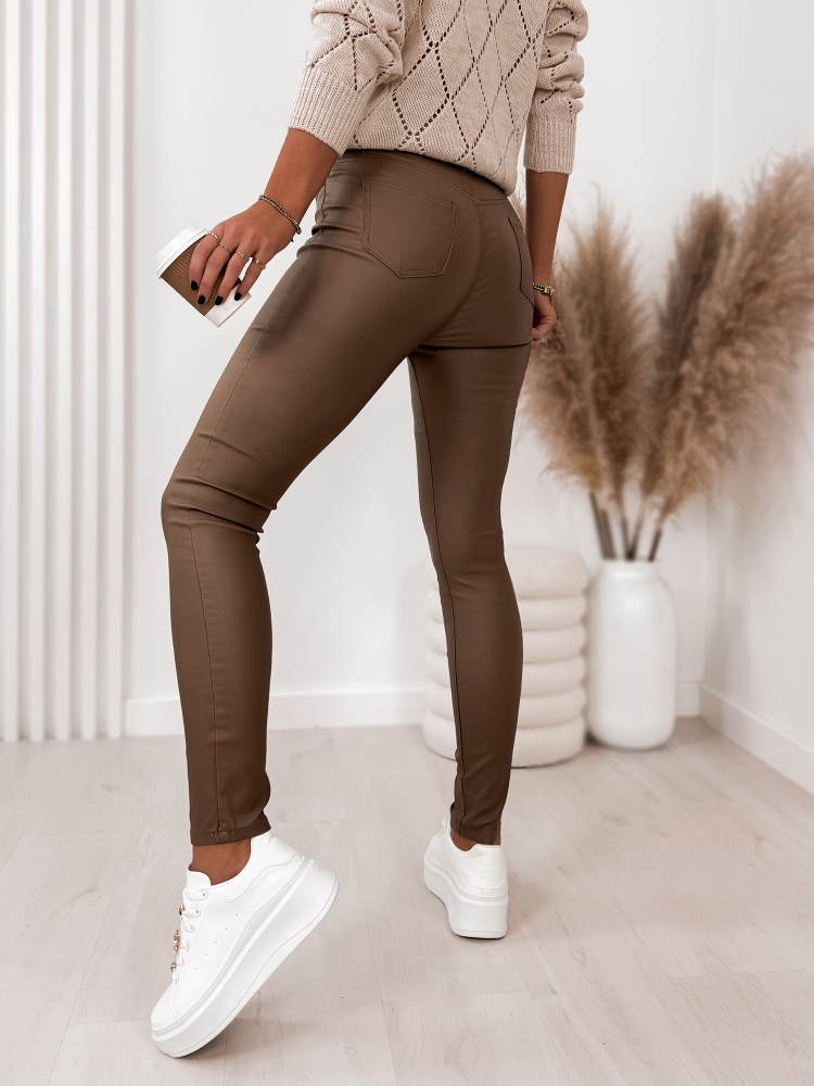 PANTALONI PIELE NETEDA CU TALIE INALTA CARAMEL